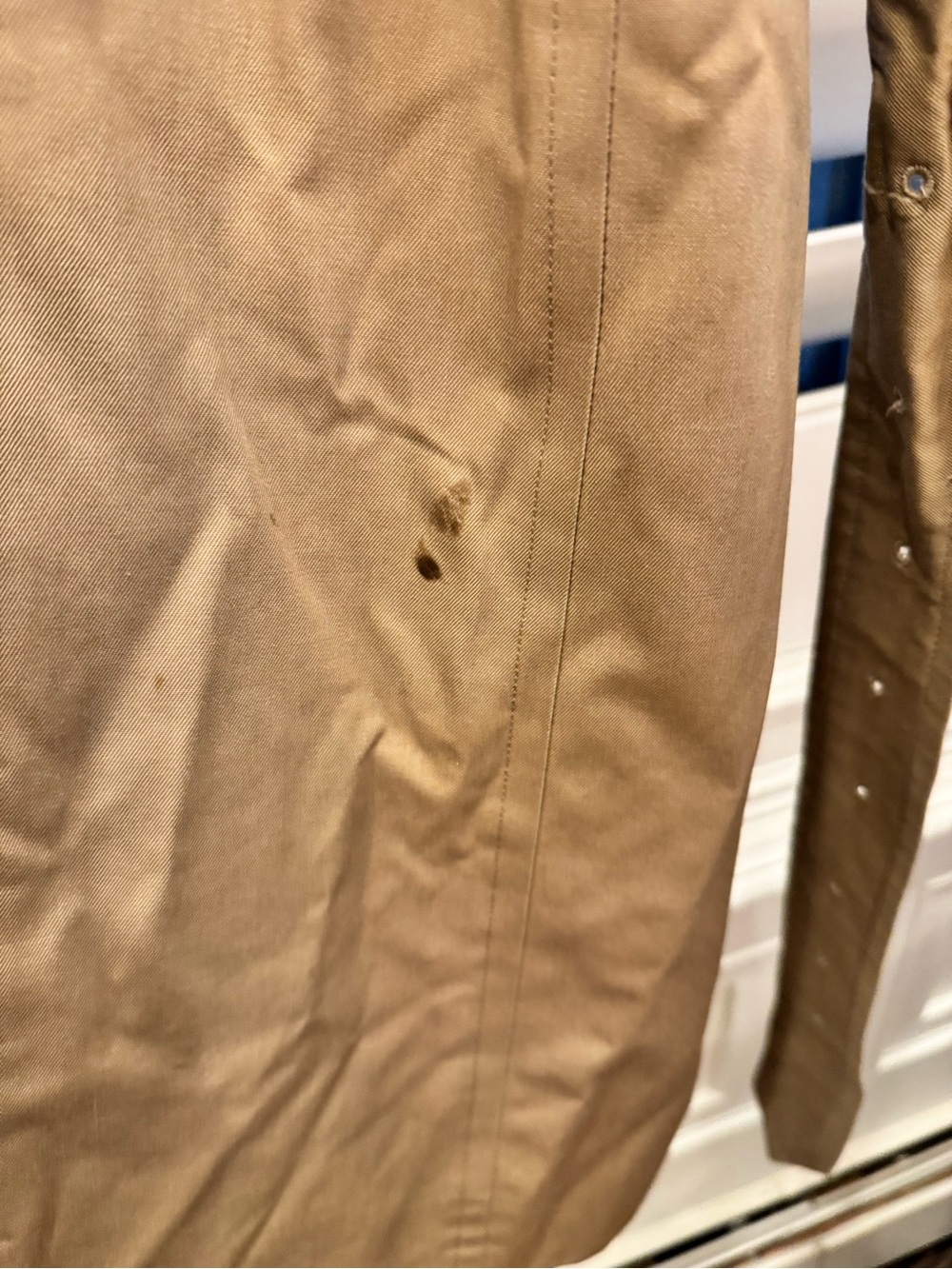 Incredible vintage Burberry Men's Beige Double-Breasted Trench Coat - Picture 14 of 14